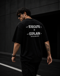 KODEON EXECUTE EXPLAIN T-Shirt am Model